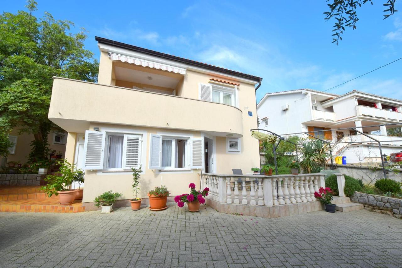 Apartments Julia Čižići Εξωτερικό φωτογραφία