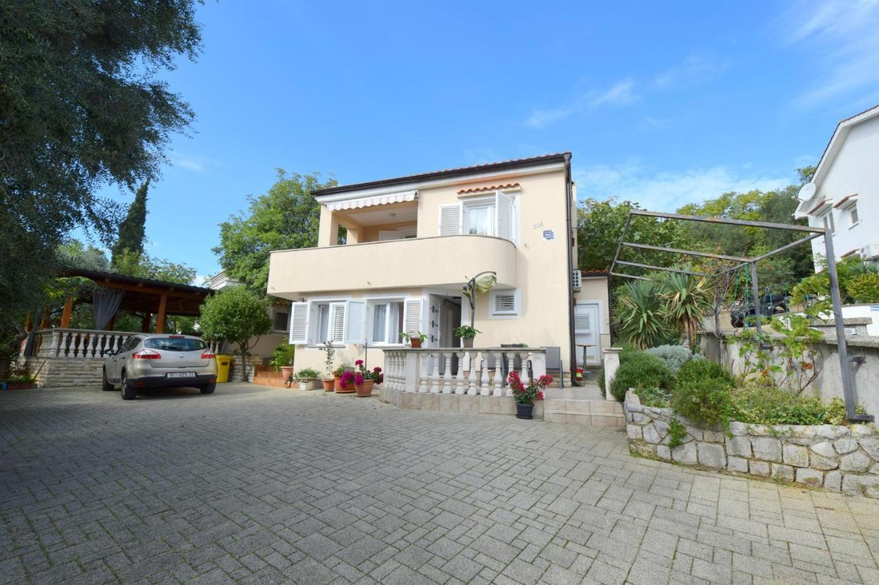 Apartments Julia Čižići Εξωτερικό φωτογραφία