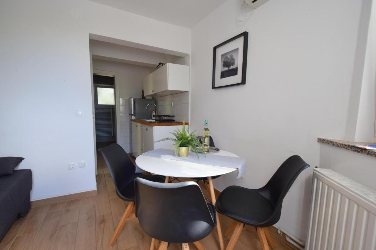Apartments Julia Čižići Εξωτερικό φωτογραφία