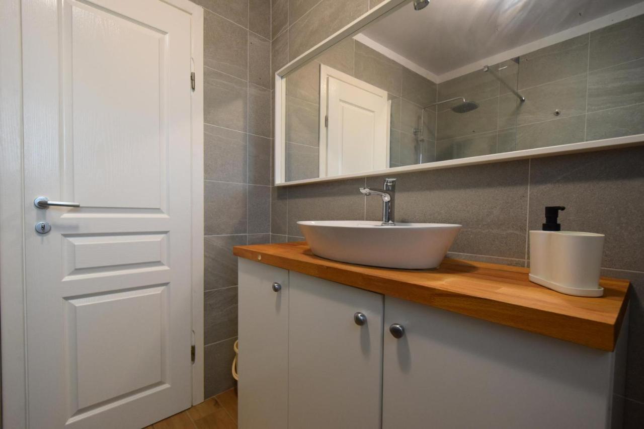 Apartments Julia Čižići Εξωτερικό φωτογραφία