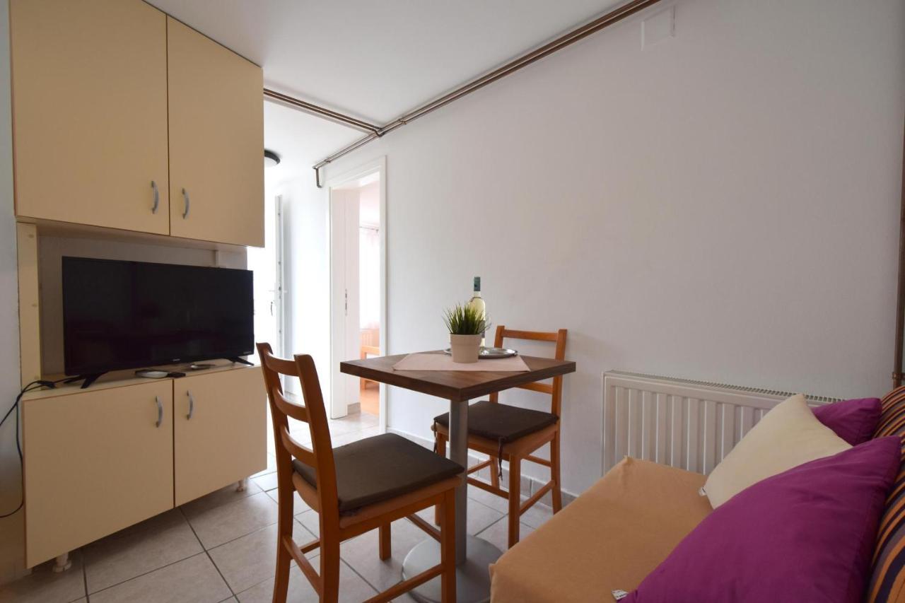 Apartments Julia Čižići Εξωτερικό φωτογραφία