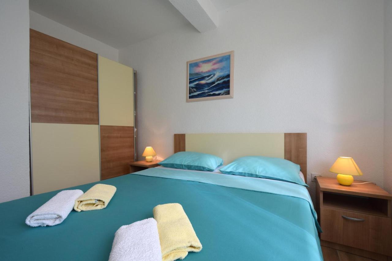 Apartments Julia Čižići Εξωτερικό φωτογραφία