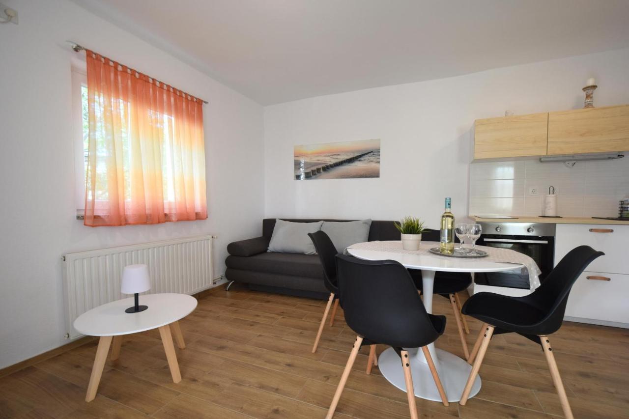 Apartments Julia Čižići Εξωτερικό φωτογραφία
